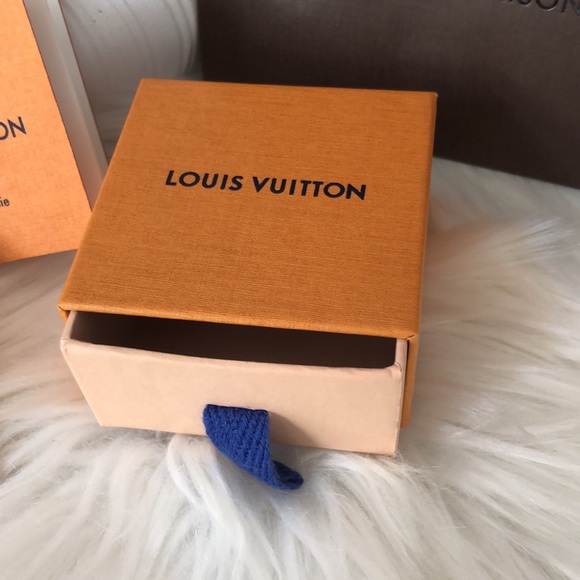 Small LV box for jewelry 💍 - Picture 4 of 15